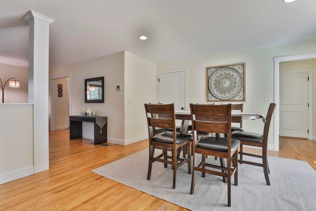 76 Grouse Run, Pelham, NH 03076