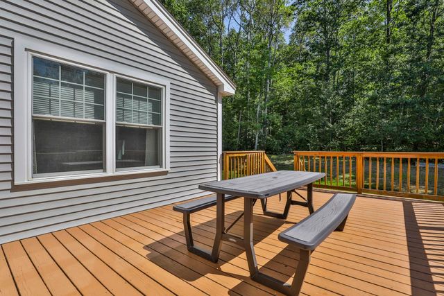 76 Grouse Run, Pelham, NH 03076