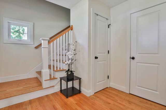 76 Grouse Run, Pelham, NH 03076