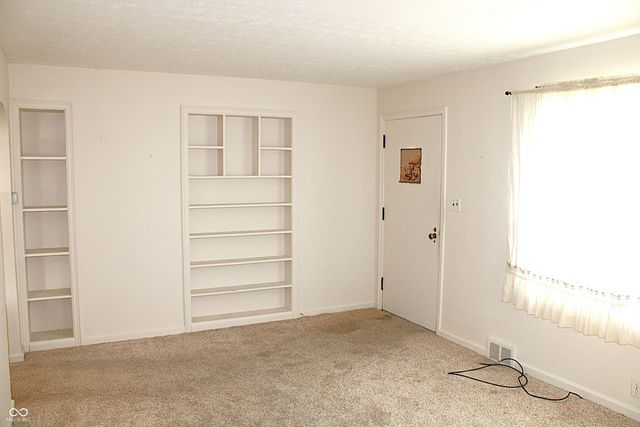 181 W Broadway Street, Danville, IN 46122