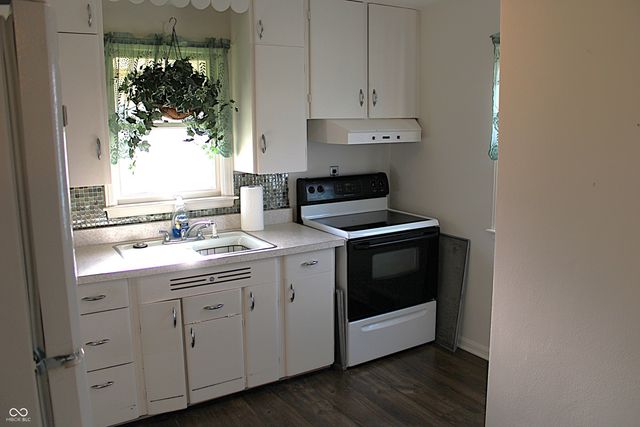 181 W Broadway Street, Danville, IN 46122