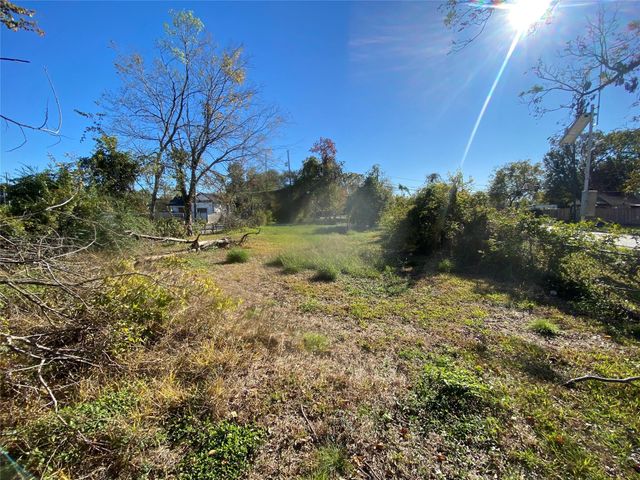 4329 Bond Street, Houston, TX 77026