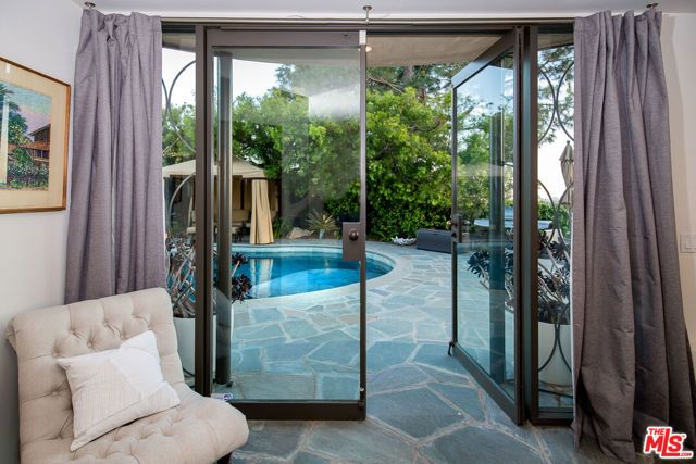 1131 Miradero Road, Beverly Hills, CA 90210