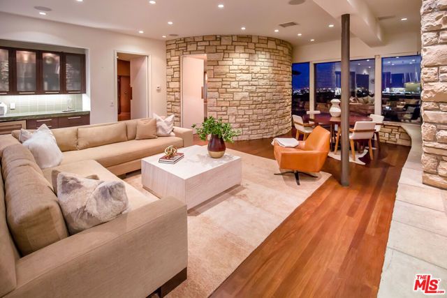 1131 Miradero Road, Beverly Hills, CA 90210