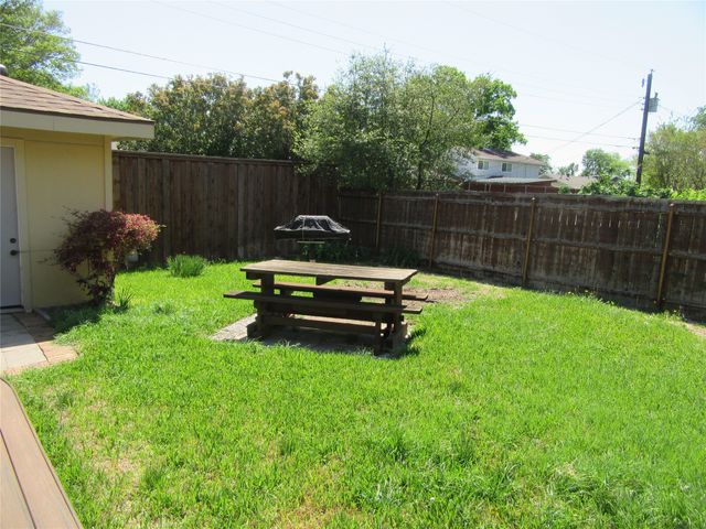 114 Wake Drive, Richardson, TX 75081