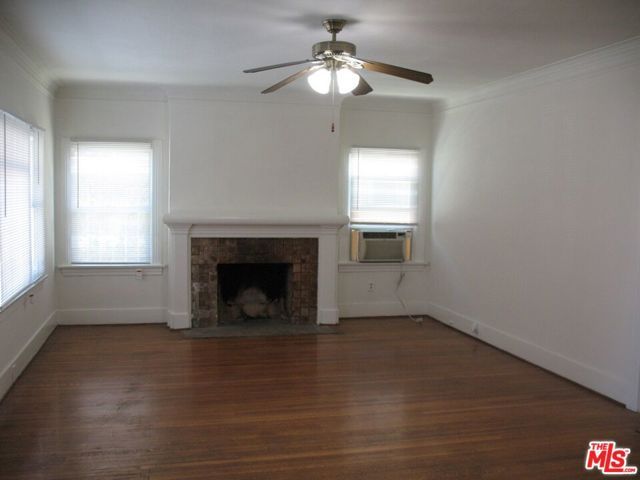 5416 Barton Avenue, Los Angeles, CA 90038