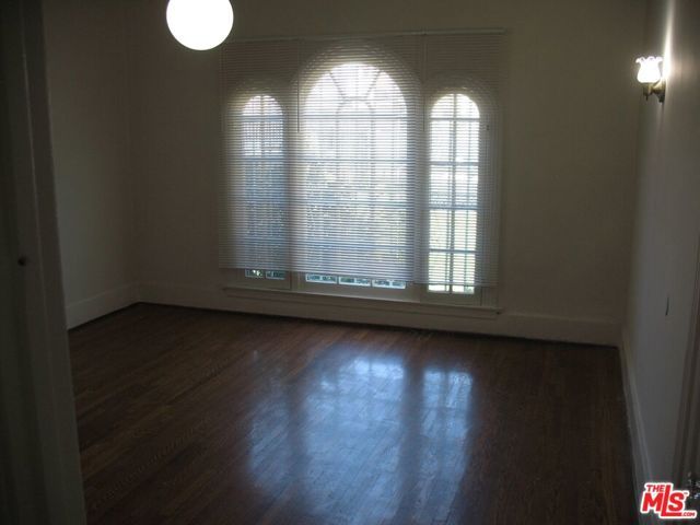 5416 Barton Avenue, Los Angeles, CA 90038