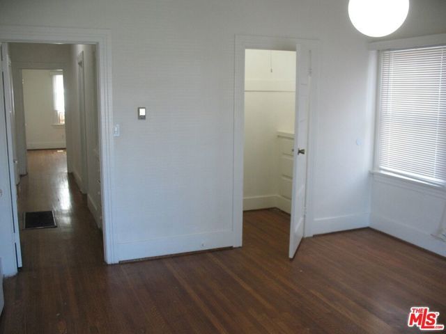 5416 Barton Avenue, Los Angeles, CA 90038