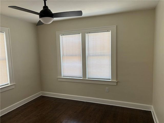 126 S Willow Avenue, Sugar Creek, MO 64053