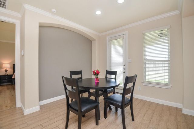 8407 Rocky Bend Lane, Pearland, TX 77584