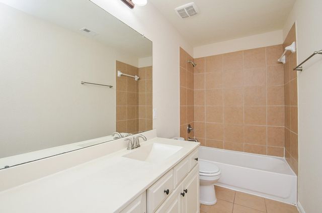 8407 Rocky Bend Lane, Pearland, TX 77584