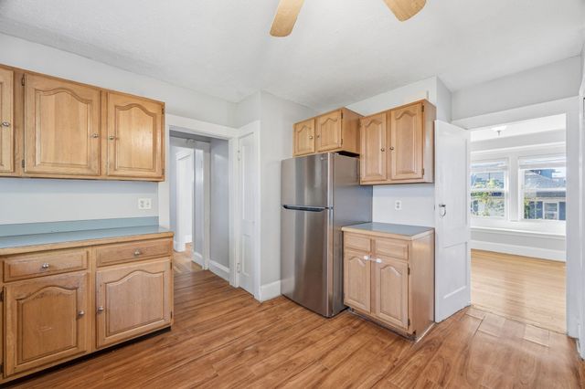 28 Vine Ave 28, Quincy, MA 02169