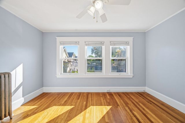28 Vine Ave 28, Quincy, MA 02169