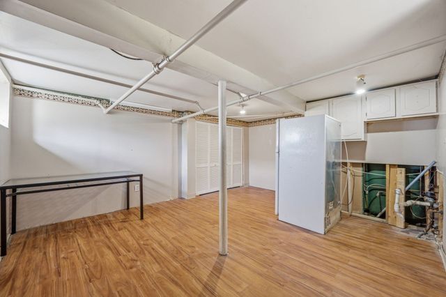 28 Vine Ave 28, Quincy, MA 02169