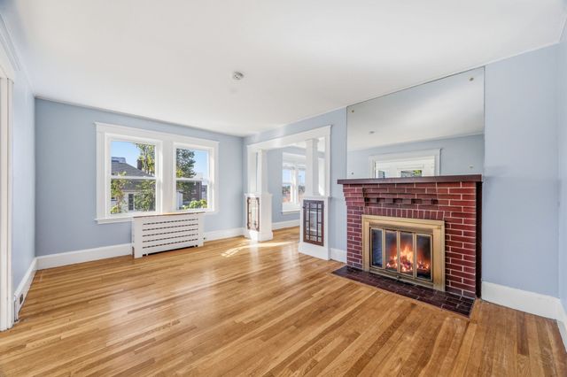 28 Vine Ave 28, Quincy, MA 02169