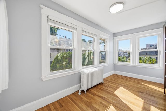 28 Vine Ave 28, Quincy, MA 02169