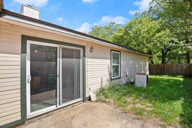 13309 Saddlebrook TRL A, Austin, TX 78729