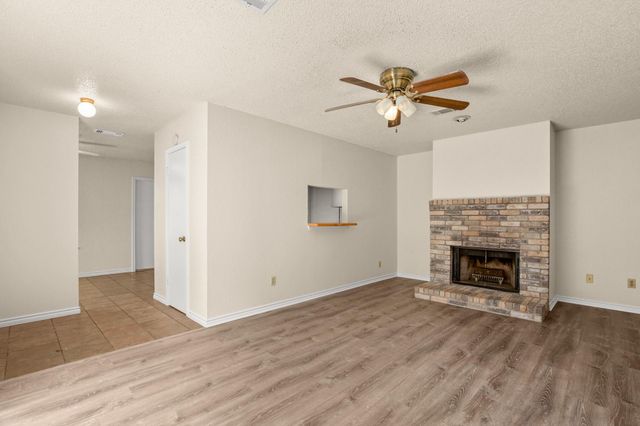 13309 Saddlebrook TRL A, Austin, TX 78729