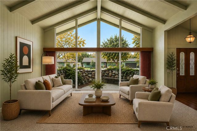 838 Maryhurst, Claremont, CA 91711