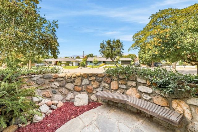 838 Maryhurst, Claremont, CA 91711