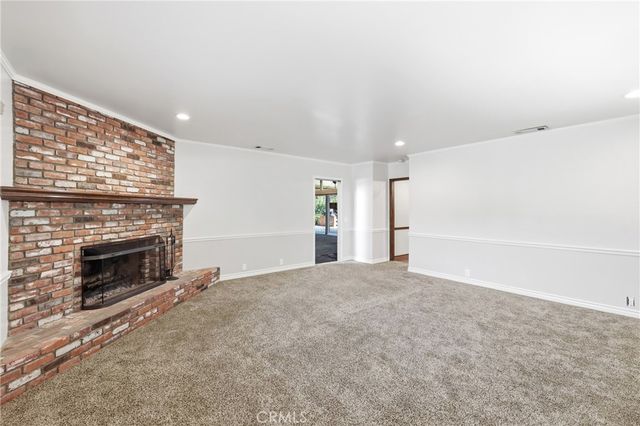 838 Maryhurst, Claremont, CA 91711