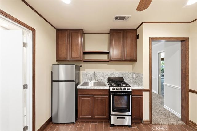 838 Maryhurst, Claremont, CA 91711