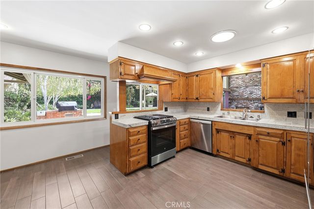 838 Maryhurst, Claremont, CA 91711