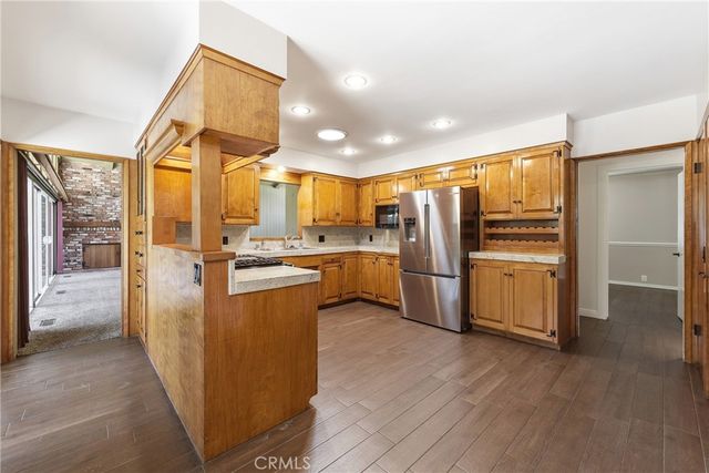 838 Maryhurst, Claremont, CA 91711