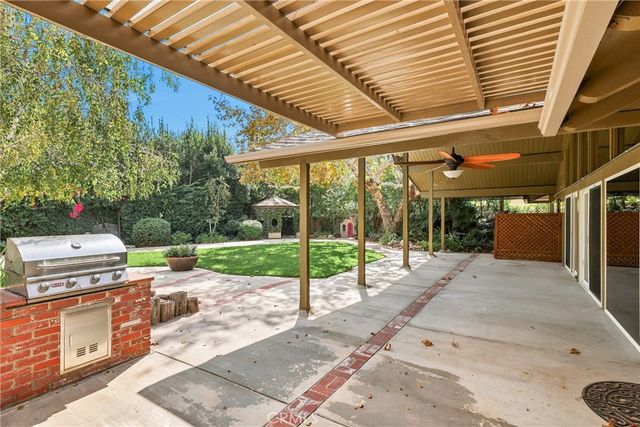 838 Maryhurst, Claremont, CA 91711