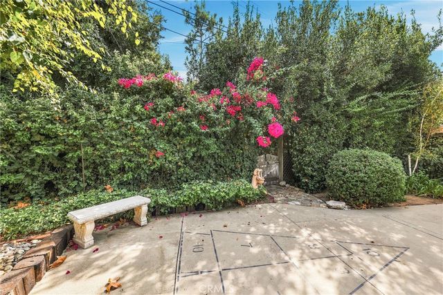 838 Maryhurst, Claremont, CA 91711