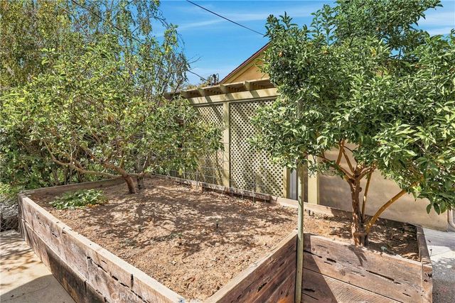 838 Maryhurst, Claremont, CA 91711