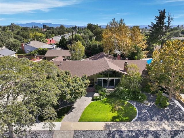 838 Maryhurst, Claremont, CA 91711