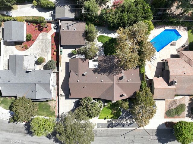 838 Maryhurst, Claremont, CA 91711