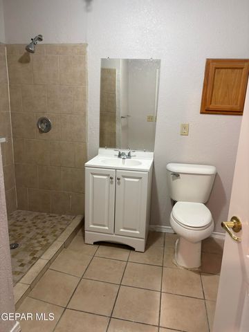 7142 Dale Road 1, El Paso, TX 79915