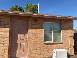 7142 Dale Road 1, El Paso, TX 79915
