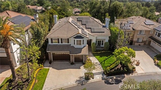 10 Brentano, Laguna Hills, CA 92679