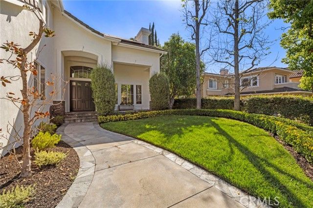 10 Brentano, Laguna Hills, CA 92679