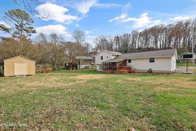 324 Wardley Rd, Knoxville, TN 37934