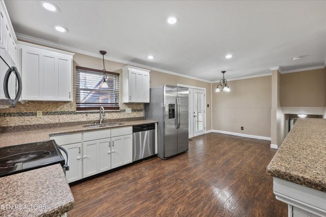 324 Wardley Rd, Knoxville, TN 37934