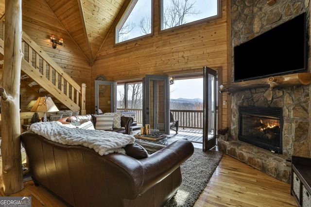268 Oak Ledge Road, Morganton, GA 30560