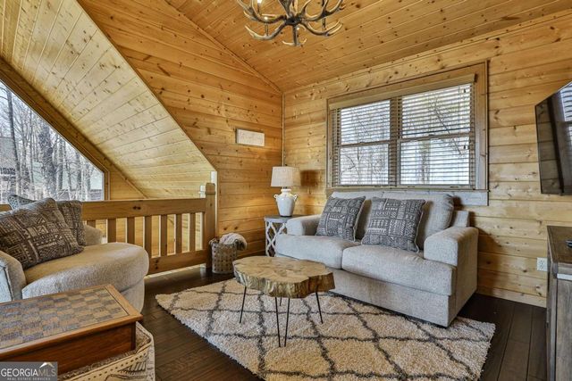 268 Oak Ledge Road, Morganton, GA 30560
