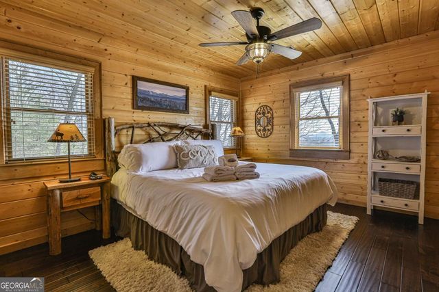 268 Oak Ledge Road, Morganton, GA 30560