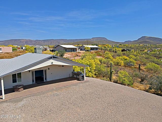 42825 N 17TH Place, New River, AZ 85087