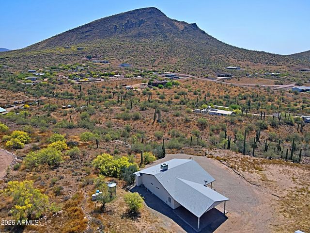42825 N 17TH Place, New River, AZ 85087