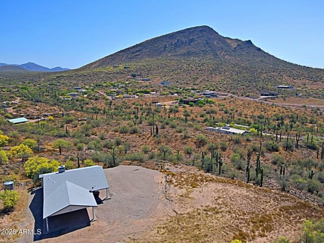 42825 N 17TH Place, New River, AZ 85087