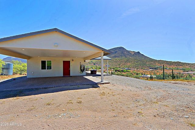 42825 N 17TH Place, New River, AZ 85087