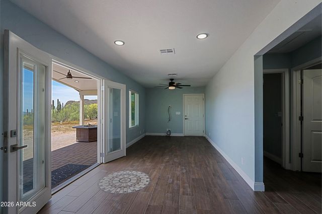 42825 N 17TH Place, New River, AZ 85087