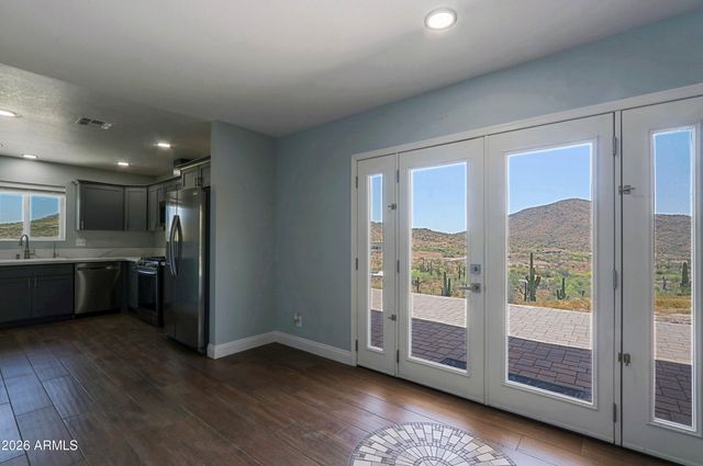 42825 N 17TH Place, New River, AZ 85087