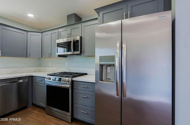 42825 N 17TH Place, New River, AZ 85087