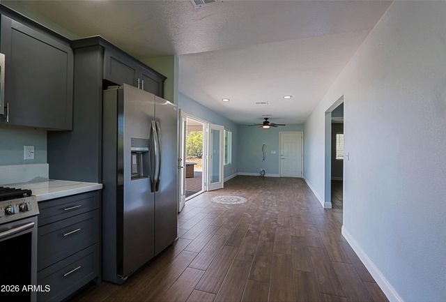 42825 N 17TH Place, New River, AZ 85087